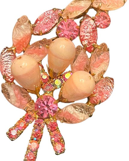 Stunning vintage glass crystal Juliana? Gold finish pink flower leaf brooch