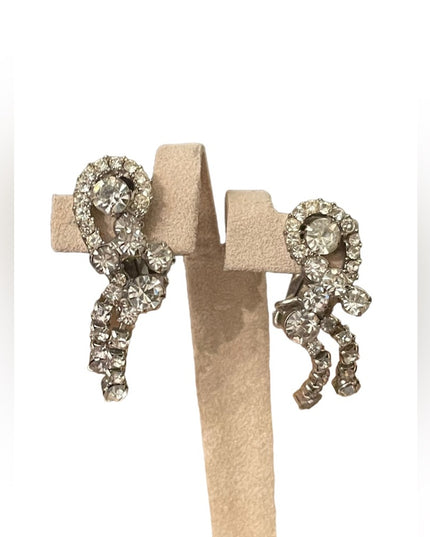 Vintage 1960s silver finish crystal rhinestone clip on dangle earrings event