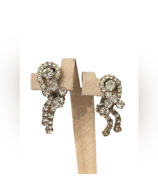 Vintage 1960s silver finish crystal rhinestone clip on dangle earrings event