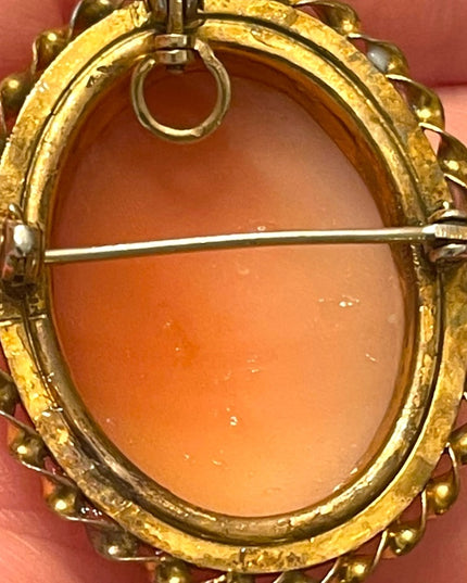 Lovely Antique gold filled Hand carved shell cameo brooch pendant