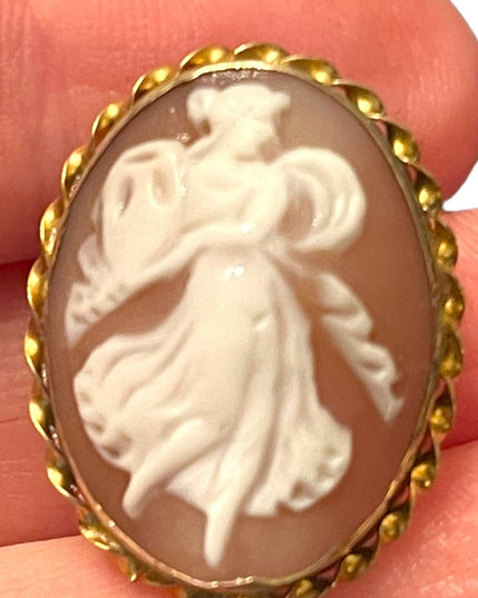 Vintage 1950s Sterling silver 925 gold plt Italy walking angel carved Cameo