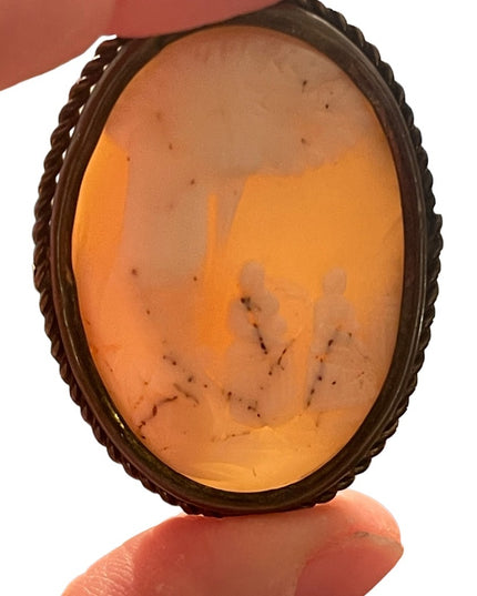 Large Antique Art deco victorian pinchbeck frame carved shell cameo brooch