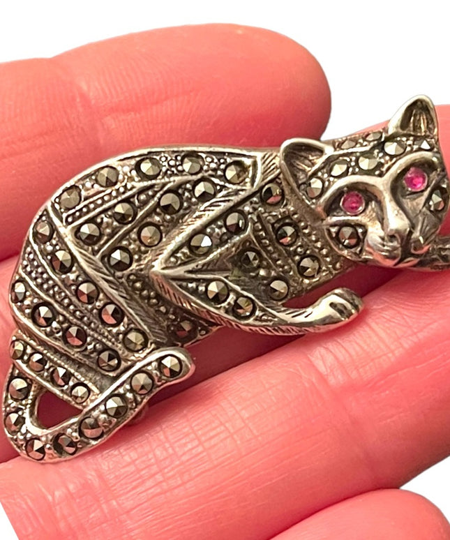 Vintage sterling silver 925 BOMA Cat kitty Marcasite antiqued brooch