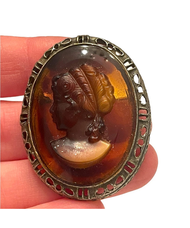 Vintage 1960s large amber color resin CAMEO brooch pendant