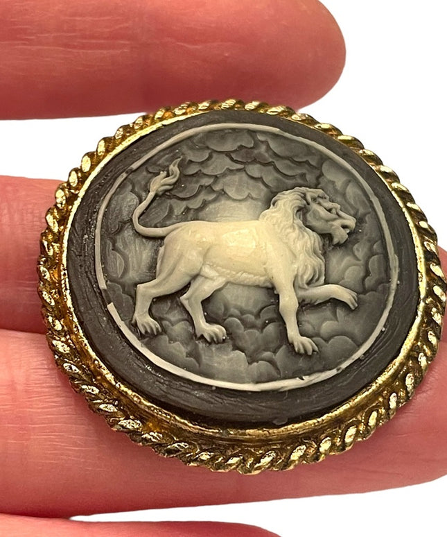 Vintage fancy round gold finish LION resin brooch cameo