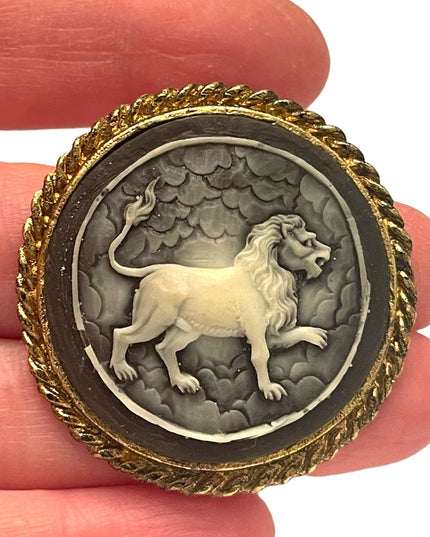 Vintage fancy round gold finish LION resin brooch cameo