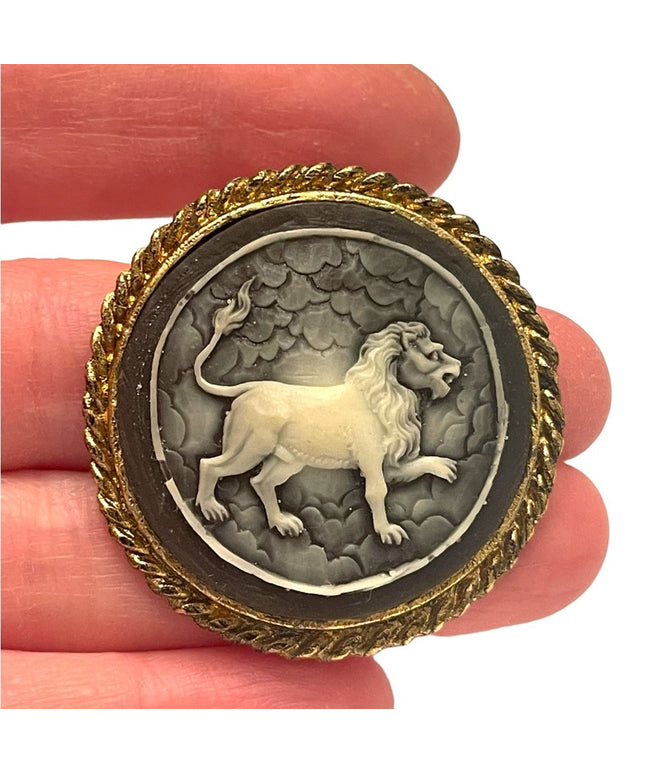 Vintage fancy round gold finish LION resin brooch cameo
