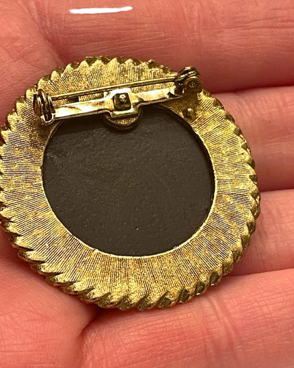 Vintage fancy round gold finish LION resin brooch cameo