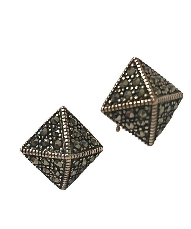 Lovely sterling silver 925 Msrcasite dome earrings