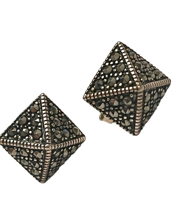 Lovely sterling silver 925 Msrcasite dome earrings
