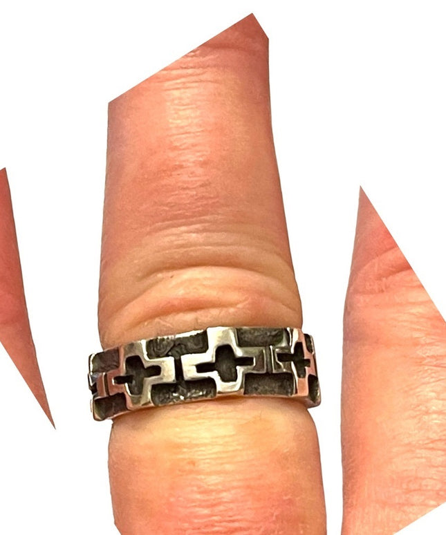 Vintage stunning! Artisan hand made Italy Cross ring religious