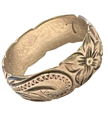 Vintage 1970s Sterling silver 925 flower etched handmade Southwestern band ring