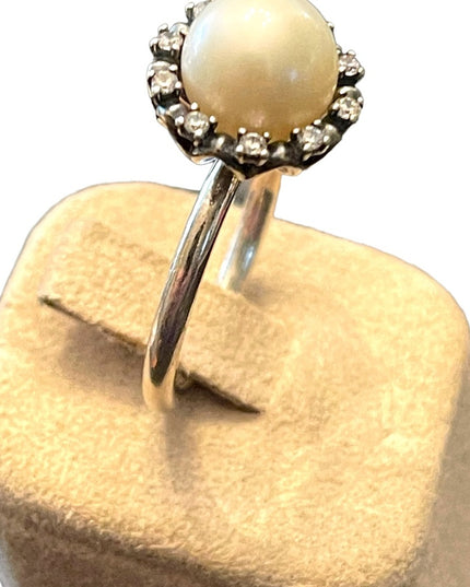 Stunning sterling silver 925 Pearl CZ Pandora Everlasting Grace ring
