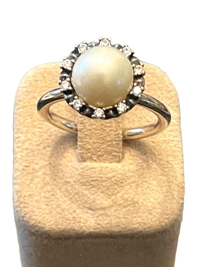 Stunning sterling silver 925 Pearl CZ Pandora Everlasting Grace ring