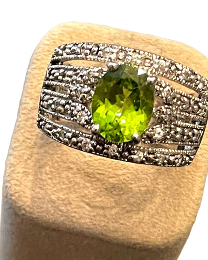 Stunning sterling silver 925 Simulated peridot & CZ  fancy dinner ring