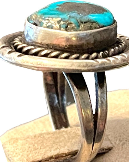 Vintage sterling silver 925 Native Southwestern turquoise ring