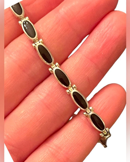 Lovely sterling silver solid 925 Heavy black onyx link bracelet