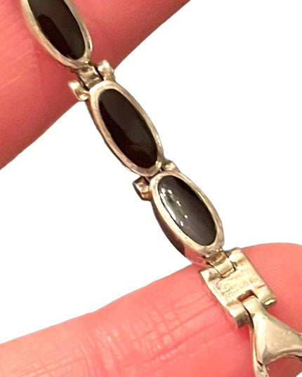 Lovely sterling silver solid 925 Heavy black onyx link bracelet