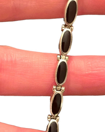 Lovely sterling silver solid 925 Heavy black onyx link bracelet