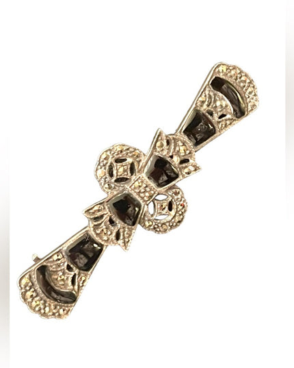 Lovely Art Deco antiqued Marcasite black onyx sterling silver 925 bar brooch