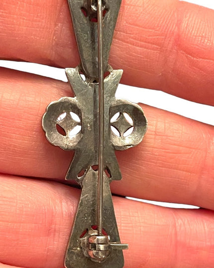 Lovely Art Deco antiqued Marcasite black onyx sterling silver 925 bar brooch