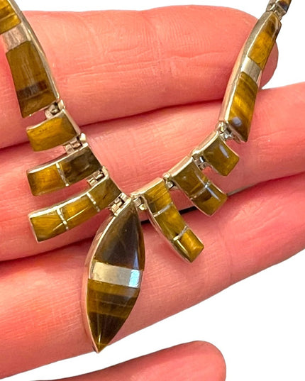 Stunning vintage sterling silver 950 Mexico handmade Tiger eye inlay neclace