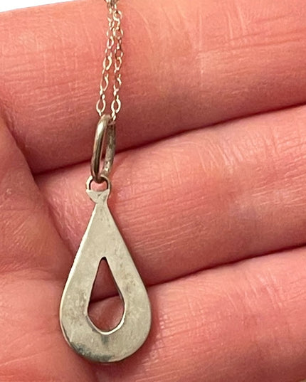 Vintage sterling silver 925 Native ZUNI Southwestern pendant necklace