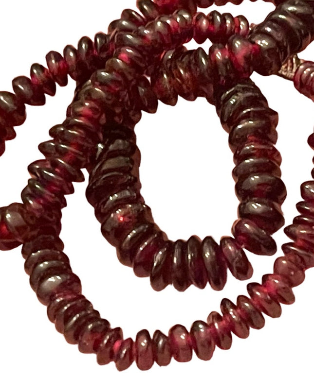 Vintage 10k WG Fancy high quality Garnet bead necklace