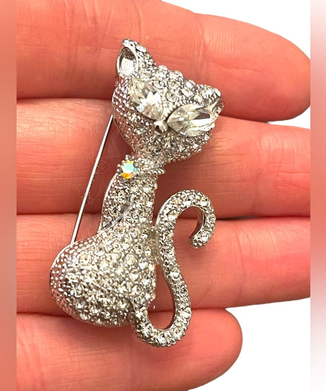 Vintage silver finish rhinestone Cat kitty brooch