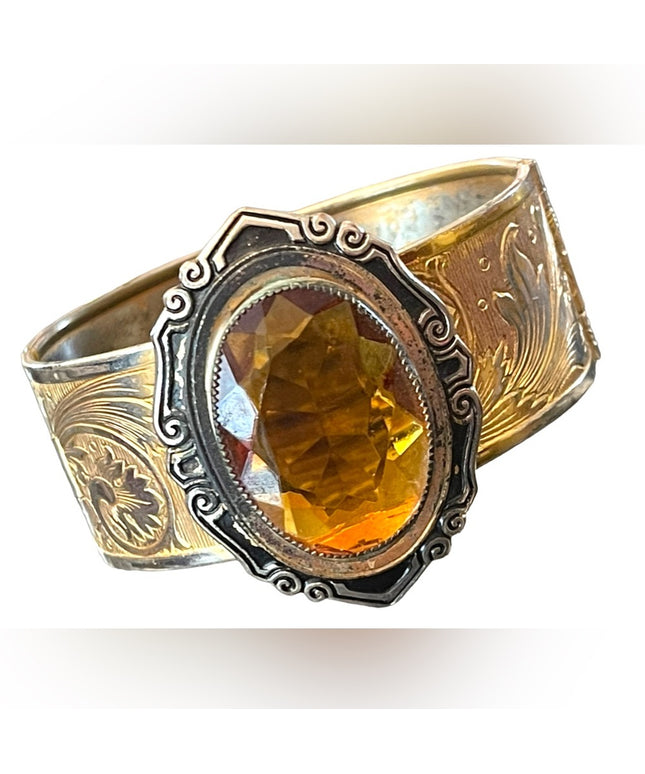 Vintage art deco revival chunky 1950s etched scroll work glass bangle bracelet