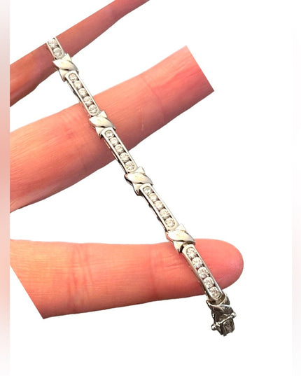 Sterling silver 925 CZ Rhodium plt Tennis bracelet