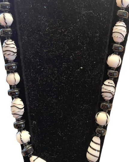 Vintage Venetian Hand made Black & White glass bead necklace Italy