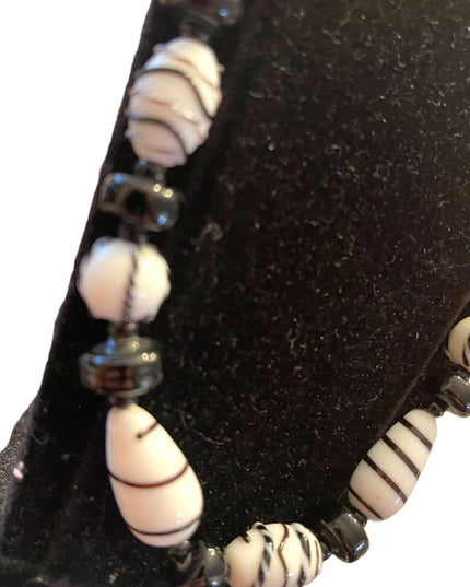 Vintage Venetian Hand made Black & White glass bead necklace Italy