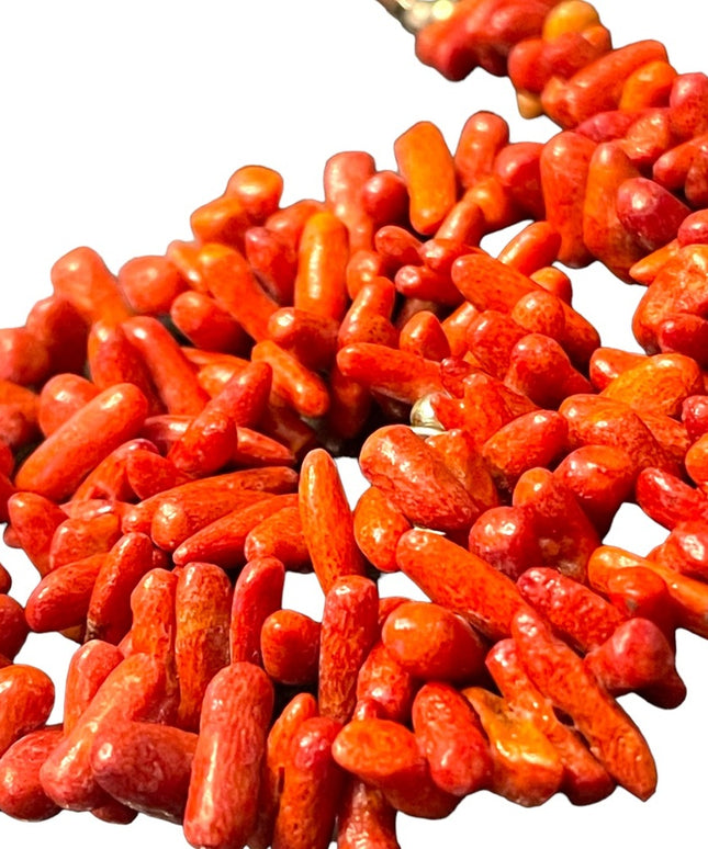 Stunning vintage Native American Southwestern CORAL Bead necklace