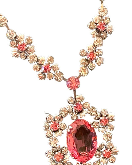 Lovely vintage 1950s silver finish Pink crystal rhinestone princess necklace