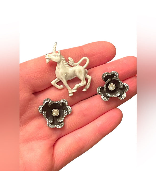 Vintage Jewelry LOT Gerrys UNICORN & rhinestone screw back earrings
