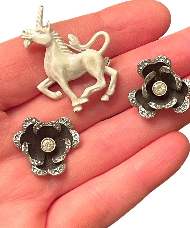 Vintage Jewelry LOT Gerrys UNICORN & rhinestone screw back earrings