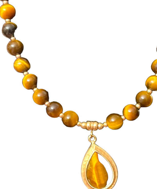 Lovely Tiger eye Bead necklace with tiger eye pendant stones