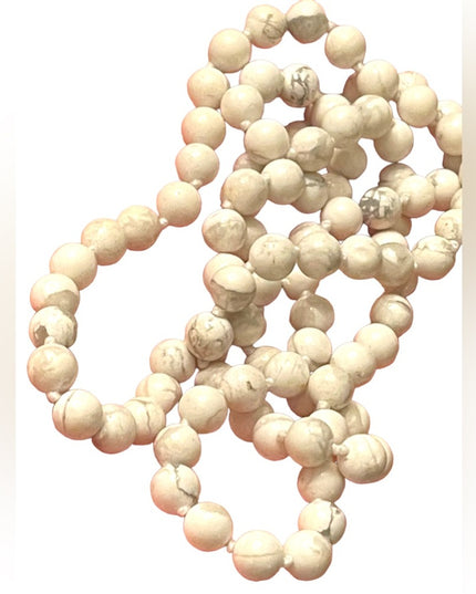 Vintage hand strung White turquoise stone bead necklace