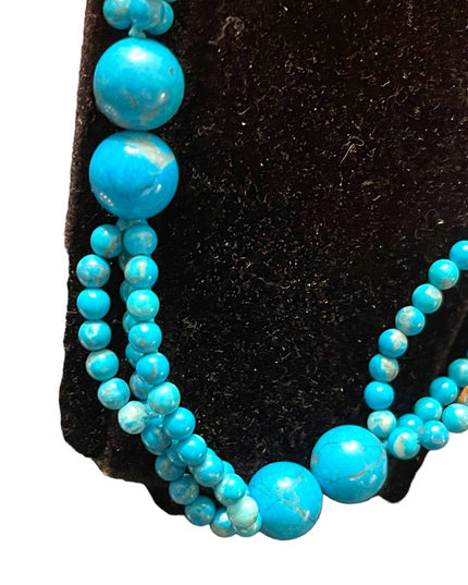 Fancy Hand strung knotted Dyed turquoise blue HOWLITE bead necklace
