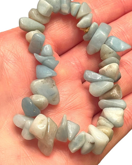 Lovely chunky Angelite large chip stretchy bead bracelet