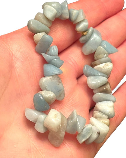 Lovely chunky Angelite large chip stretchy bead bracelet