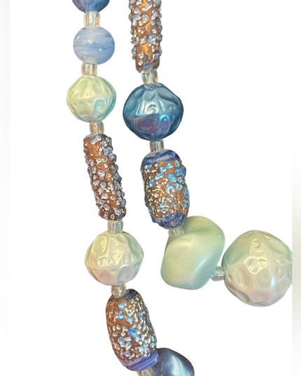 Vintage 1950s resin & glass crystal fancy textured double strand blue necklace