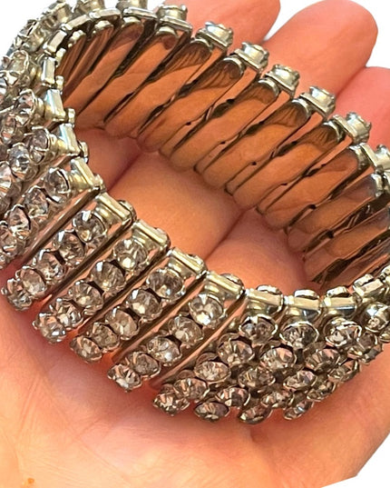 Vintage 1950s Stretchy Silver finish Crystal rhinestone Quality heavy bracelet