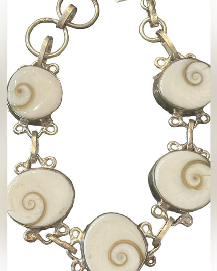 Silver finish Indonesian shiva eye shell fancy bracelet