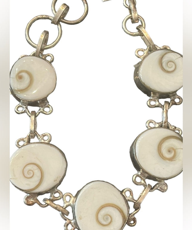Silver finish Indonesian shiva eye shell fancy bracelet