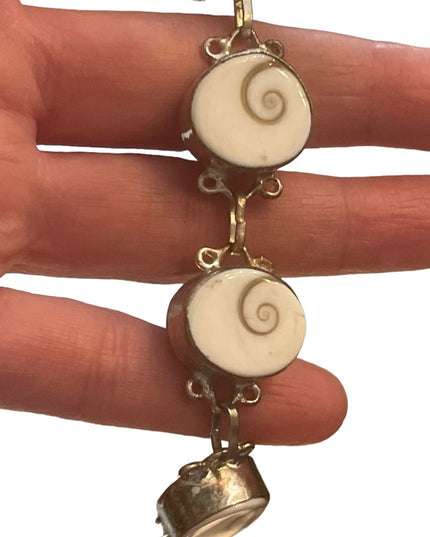 Silver finish Indonesian shiva eye shell fancy bracelet