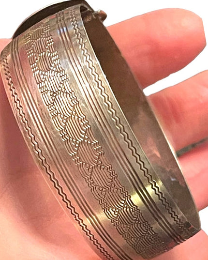 Antique Art Deco 1910-1920s Etched Sterling silver buckle bangle bracelet