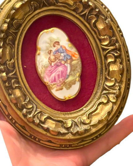 - Vintage Sheres ITALY 1950s Ceramic cameo fancy picture wall hanging SM gold