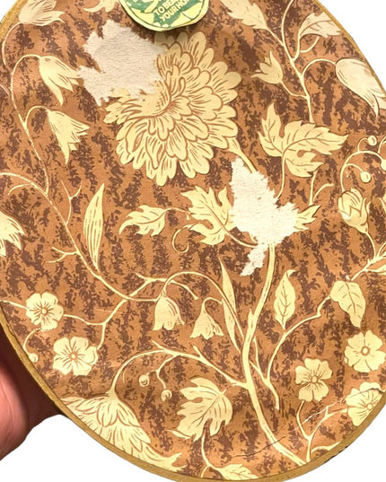 - Vintage Sheres ITALY 1950s Ceramic cameo fancy picture wall hanging SM gold